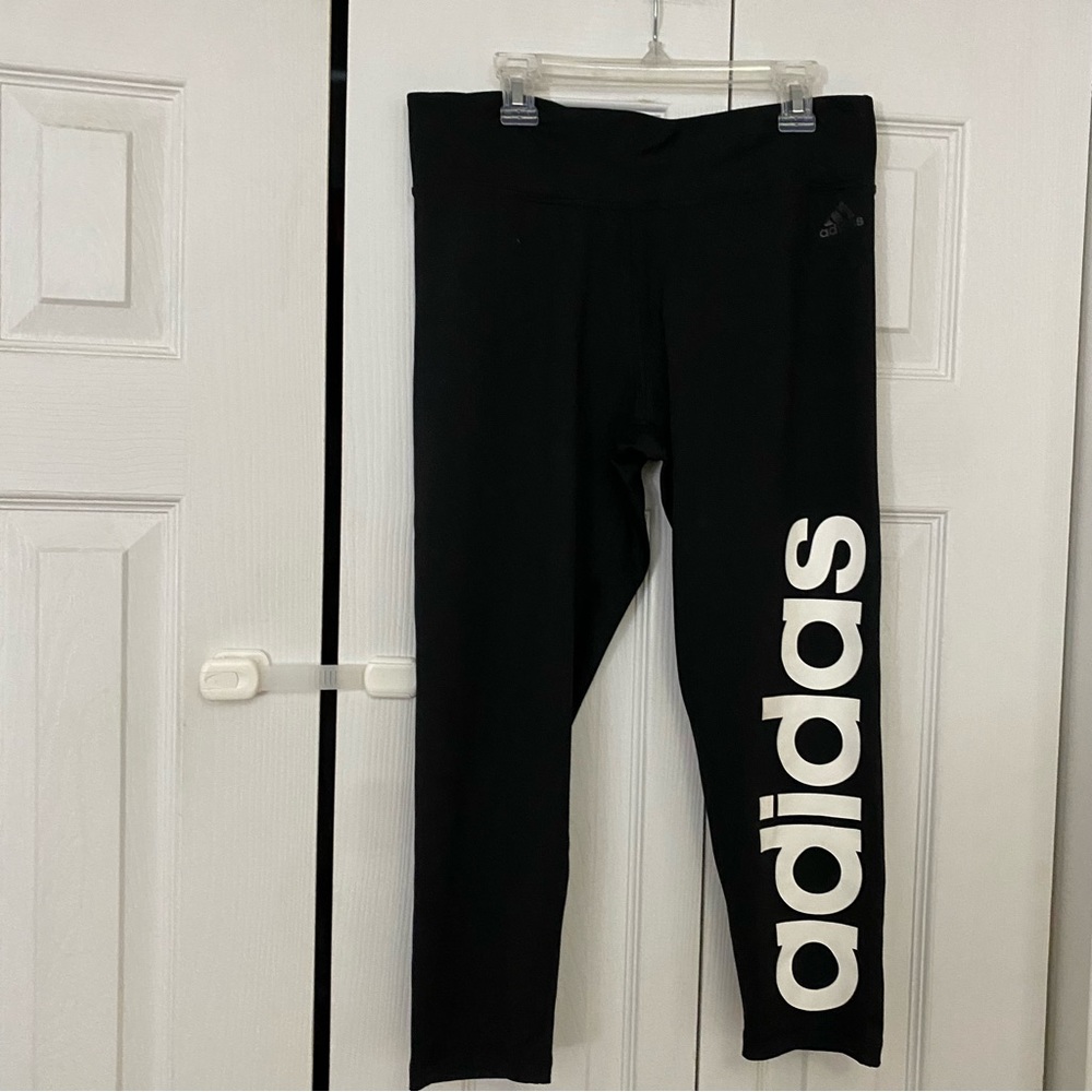 Adidas leggings